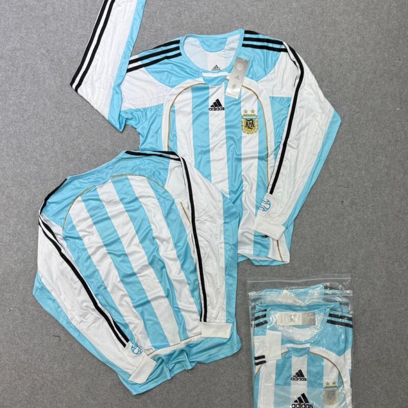 Argentina 2006 manga larga titular